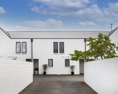 29 Andover Street, Merivale 8